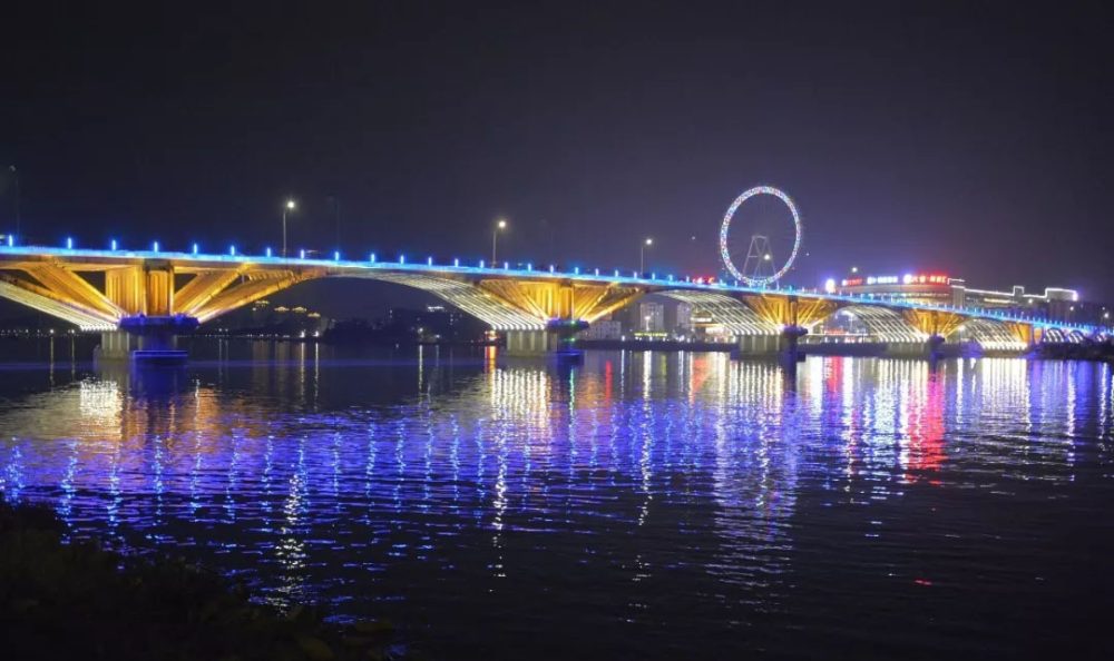 商業(yè)建筑亮化設(shè)計(jì)的核心要素是什么？